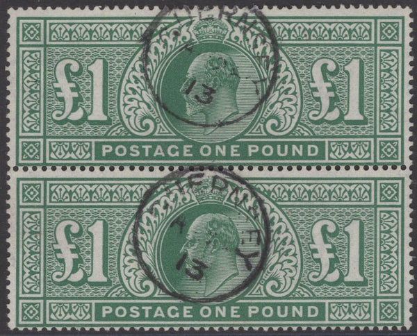 137628 1911 SOMERSET HOUSE £1 DEEP GREEN (SG320) SUPERB USED VERTICAL PAIR.