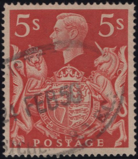 142860 1939 5s RED (SG477) 'INVERTED 'T' GUIDE IN KING'S HAIR', GOOD USED.