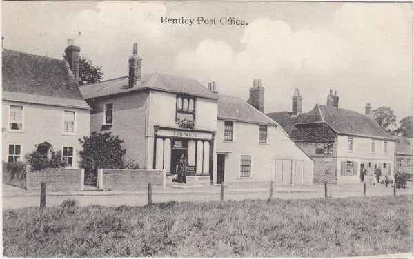 143696 1906 POSTCARD 'Bentley Post Office' TO ALTON, HANTS WITH 'BENTLEY/HANTS' DATE STAMP.