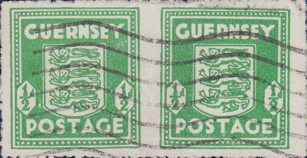 108020 - 1941 GUERNSEY ½D ARMS VARIETY IMPERF BETWEEN VERTICALLY - USED (SG1h).