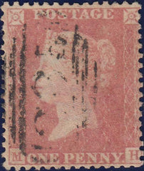 109148 - PL.44 MATCHED TRIO LETTERED MH IN TWO TRANSITIONAL SHADES (SPEC C9) AND A ROSE-RED SHADE (SG40).