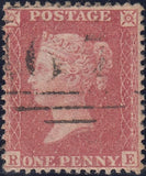 120536 1856-7 PL.27 MATCHED PAIR LETTERED RE ON BLUED PAPER (SG29) AND WHITE PAPER (SG40).