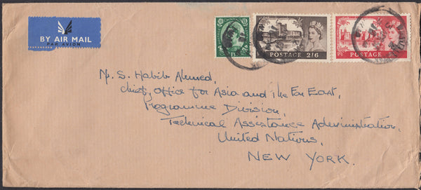 133302 1957 AIR MAIL LONDON TO UNITED NATIONS, NEW YORK WITH 2/6 AND 5S CASTLE ISSUE.