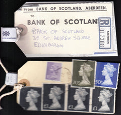 91764 - BANKERS' SPECIAL PACKET. 1976 parcel tag sent regi...